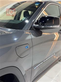 جيب جراند شيروكي